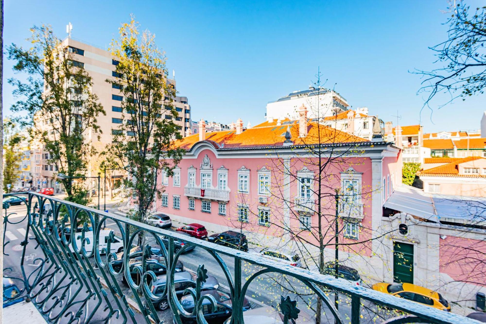 Guest 2 Boutique House Hostal